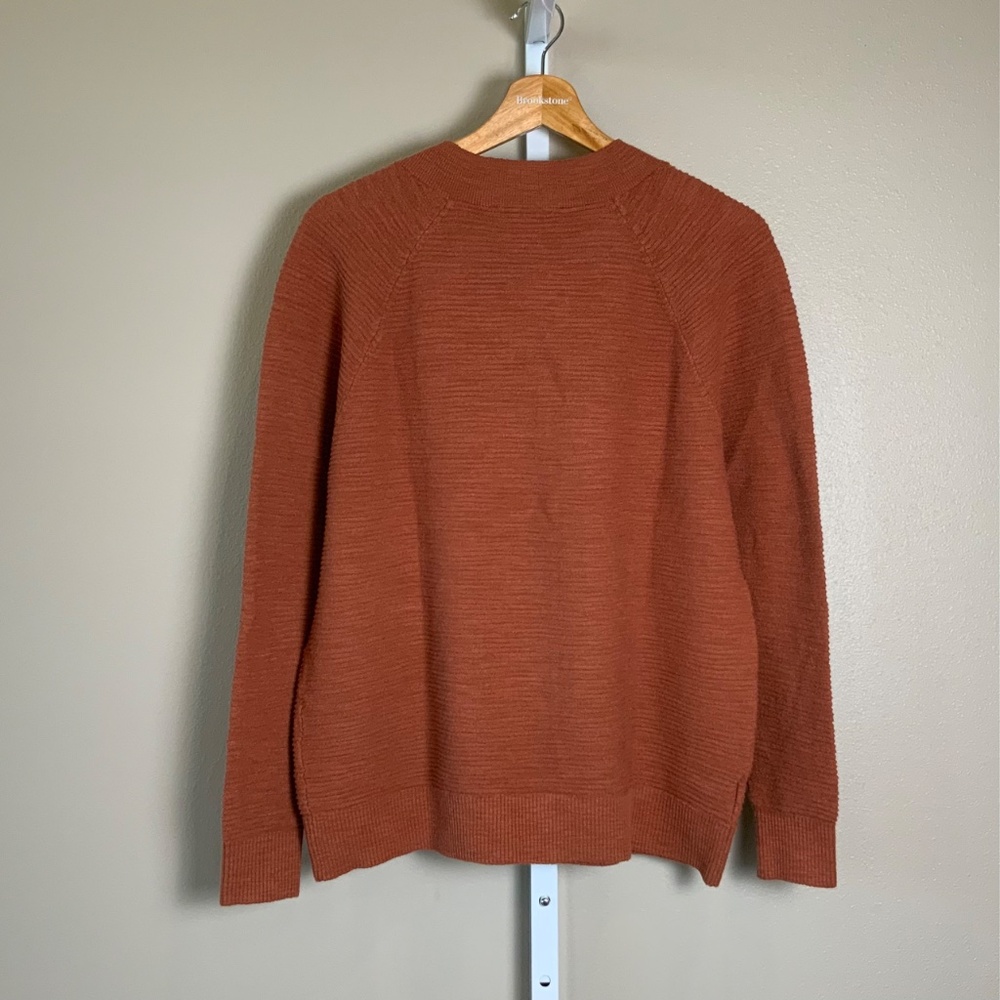 LOFT Raglan V-Neck Sweater - Picture 12 of 16